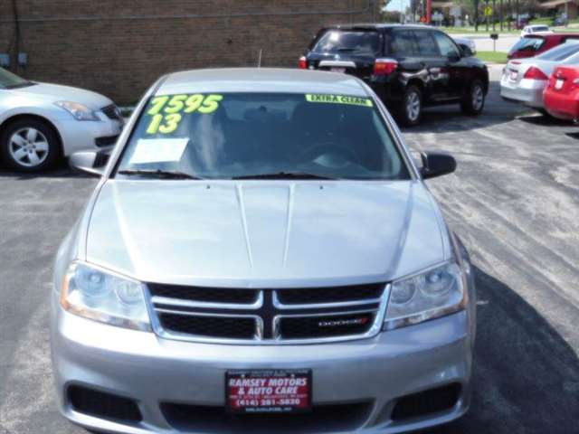 2013 Dodge Avenger SE 4dr Sedan